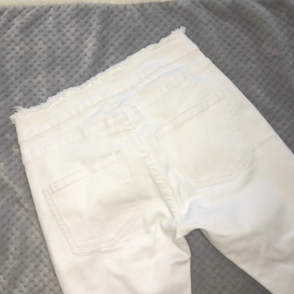 Gianni Bini White Fringe Denim Pants - Picture 4 of 4